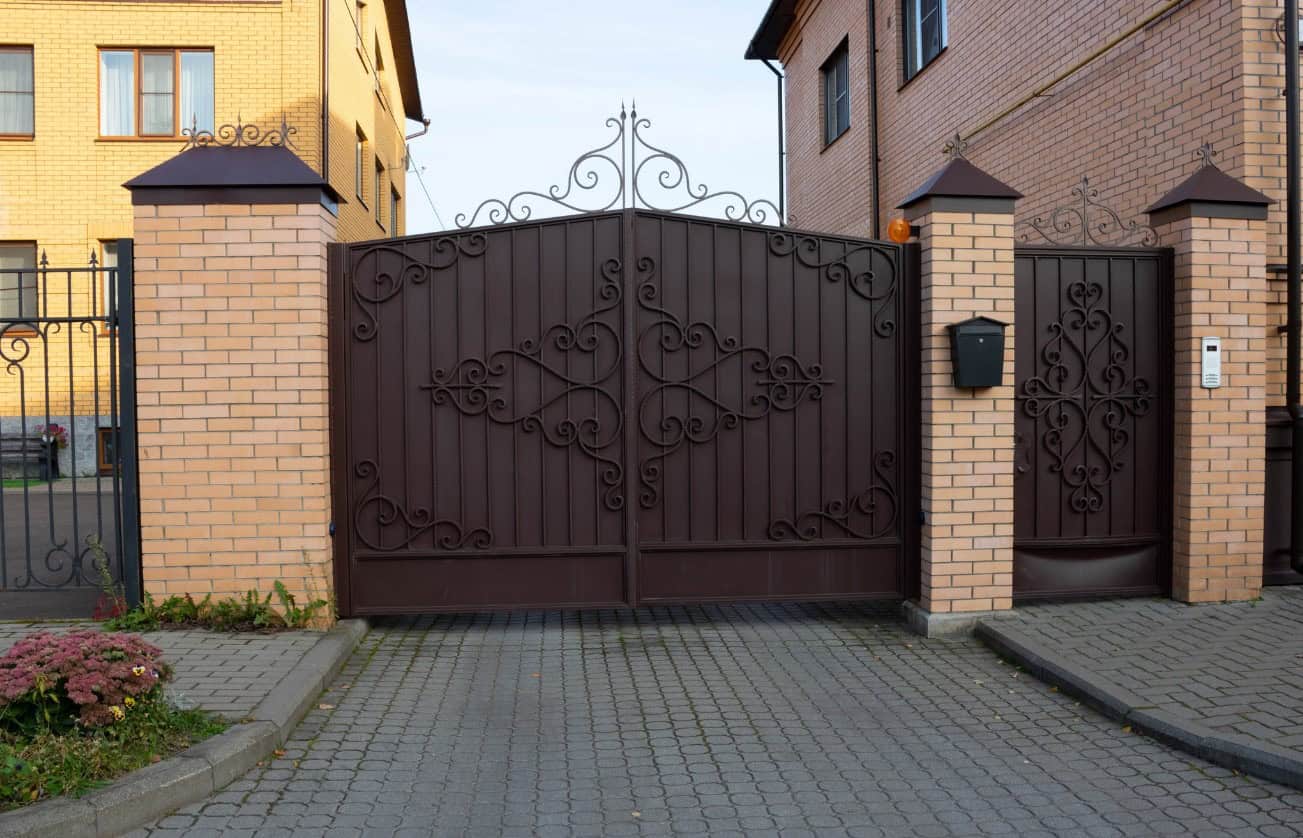 Swing Gate Safety Features