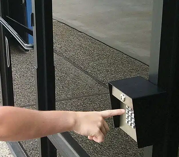 What Are the Main Benefits of Installing a Keypad Gate Entry System? 5 keypad gate entry system